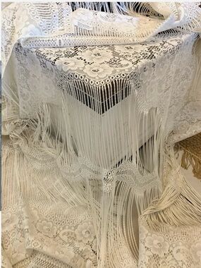 Neutral Lace Fringe Tablecloth — Elegant Cream Table Accent